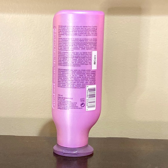 PUREOLOGY HYDRATE SHEER CONDITIONER, 8.5 oz. UNOPENED - Picture 2 of 2